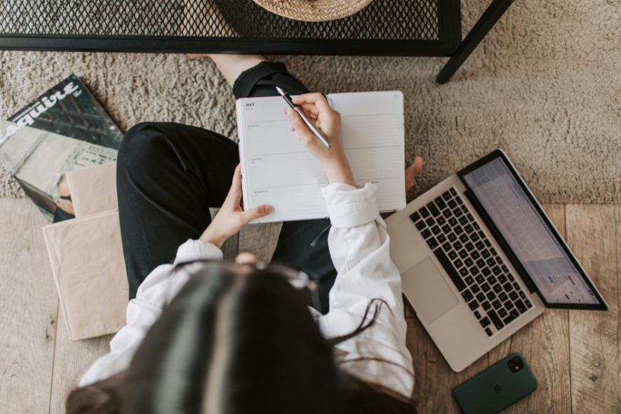 Managing Work-Life Balance When Working Remotely | Off Two Wander